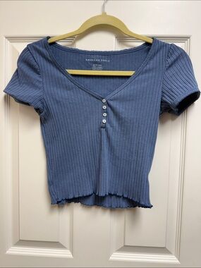 American Eagle Outfitters Ribbed Short-Sleeve Crop Top in Dusty Blue